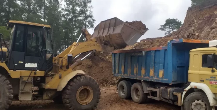 Alanya kırsalına Başkan Böcek’ten bakım onarım çalışması