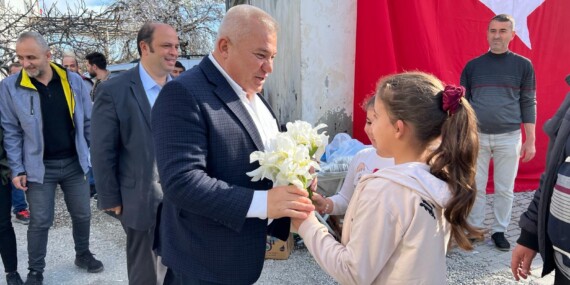 ŞAHİN’DEN DEV PROJE “ÜCRETSİZ OKUL SERVİSLERİ”