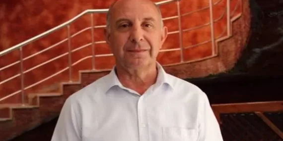 Adem Murat Yücel’e şok kontenjan aday istifa etti