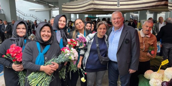 EMEKÇİ KADINLARA ‘MEHMET ŞAHİN’ SÖZÜ