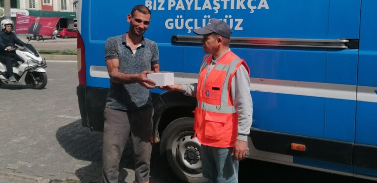 Alanyalı çocuklar sağlıklı mama ile buluştu