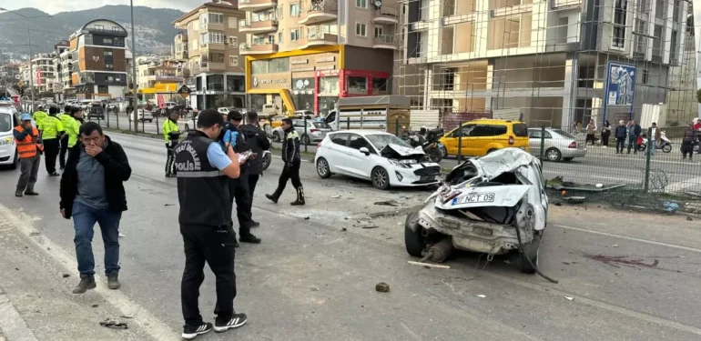 Alanya’da feci kaza