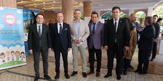 REKTÖR TÜRKDOĞAN, ÜNİVERSİTE TERCİHİNDE GENÇLERE YOL GÖSTERDİ