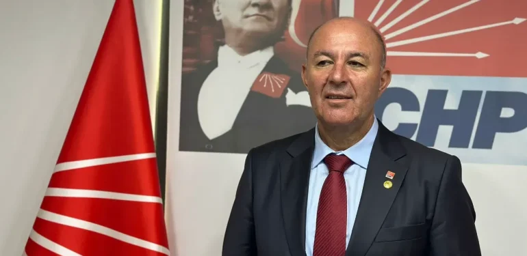 CHP ALANYA  PANKART OLAYI  İLE İLGİLİ SUÇ DUYURUSUNDA BULUNDU