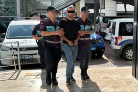 be03d0c6-8db6-4de2-b18f-c700c933a102-1