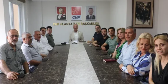 Kandemir “Emekliler hak ettiği Maaşı alamıyor”