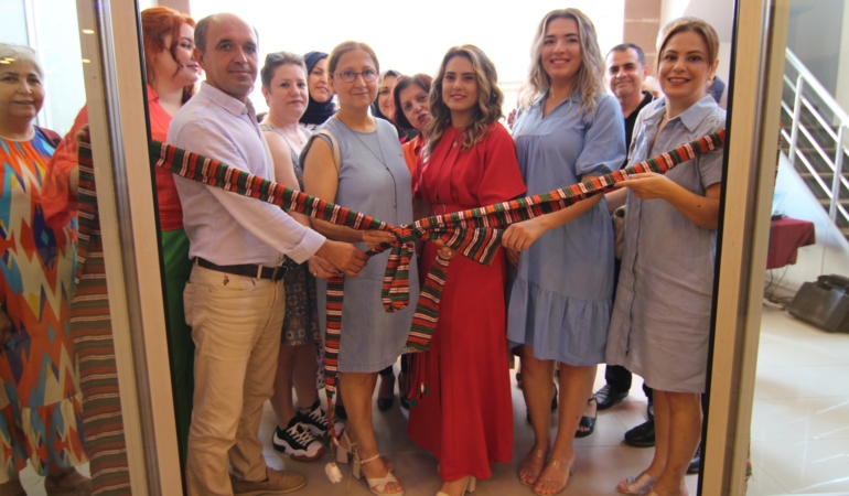 Mahmutlar El Sanatları Merkezi yılsonu sergisine YOĞUN İLGİ