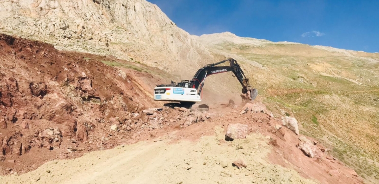 ALANYA BELEDİYESİ’NDEN YAYLA YOLLARINA DÜZENLEME