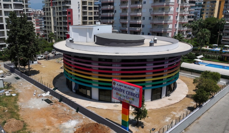 Mahmutlarda Hanife Cebeci Kreşi Eylülde hizmette