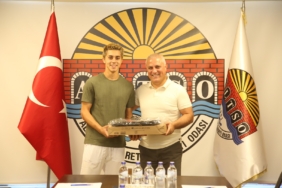 e9ea5e80-7c44-417c-9ddd-46ba05057f70