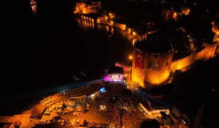 19. ULUSLARARASI ALANYA CAZ FESTİVALİ’NDE GERİ SAYIM BAŞLADI