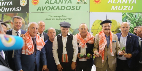 ALANYA’NIN YÖRESEL ÜRÜNLERİ YÖREX’TE TANITILIYOR