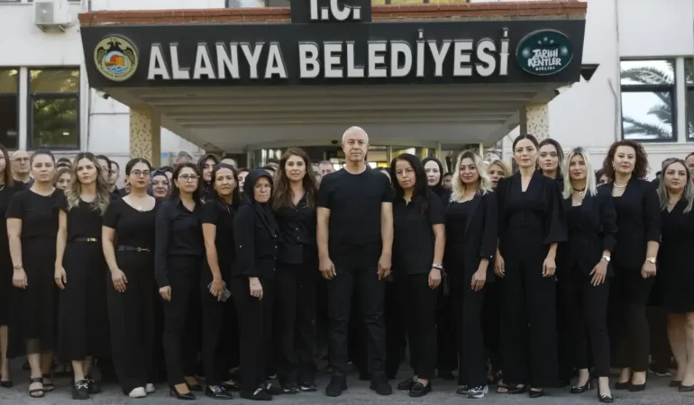 Alanya Belediyesi’nden kadına şiddete karşı siyah tepki