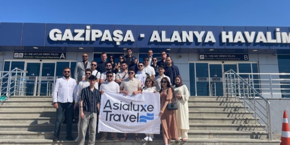 ÖZBEK SEYAHAT ACENTESİ TEMSİLCİLERİNE ALANYA TANITILDI