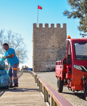 80ba8003-b586-451f-a653-ad677a9cd634